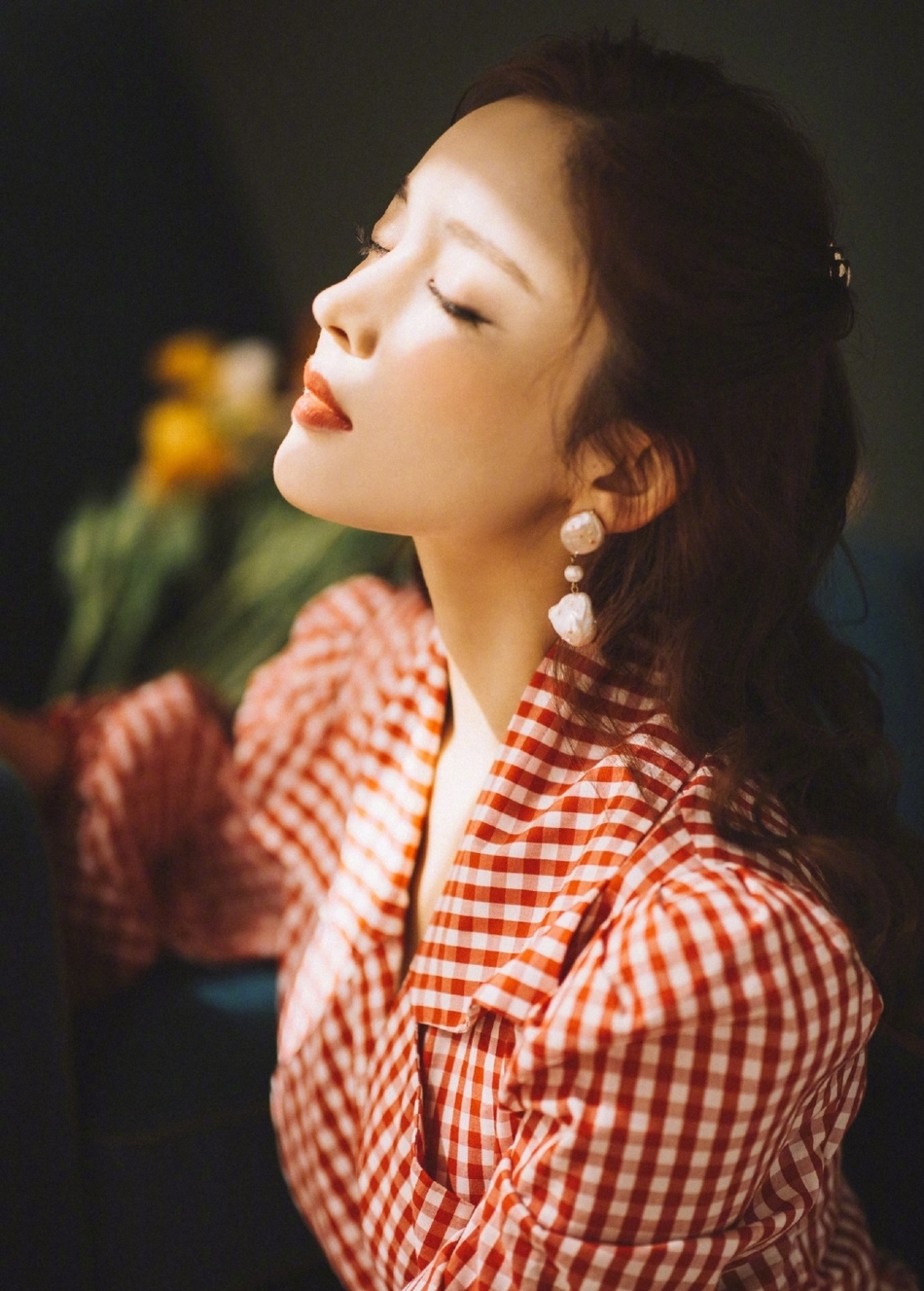 古力娜扎午后暖阳浪漫甜美写真