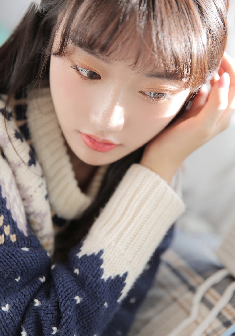 齐刘海萌妹子青春靓丽精选图片