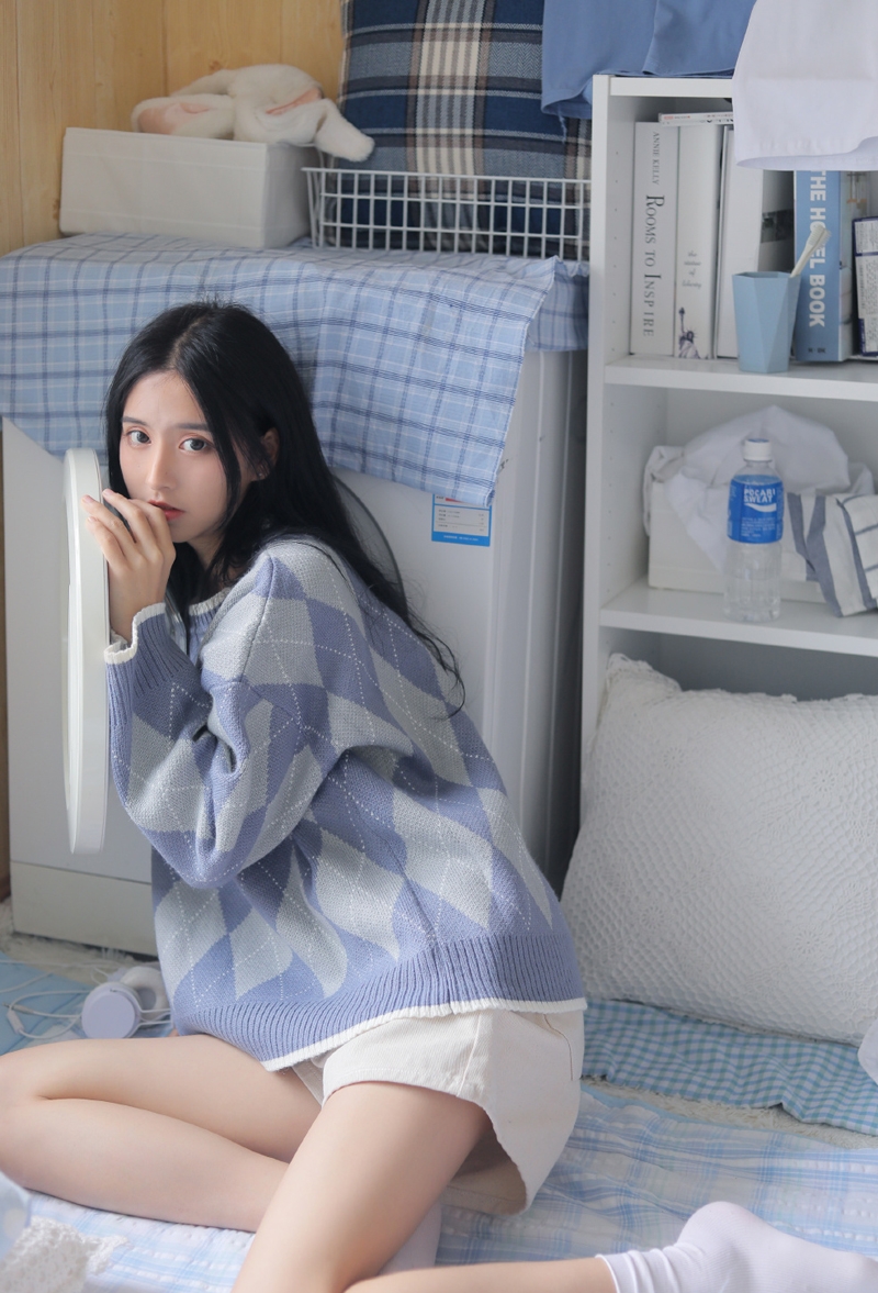 大长腿小姐姐温柔甜美精选图片