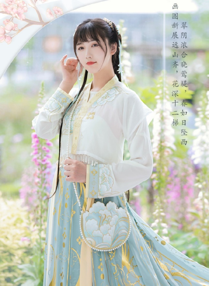 汉服美女肤白貌美清新脱俗美图