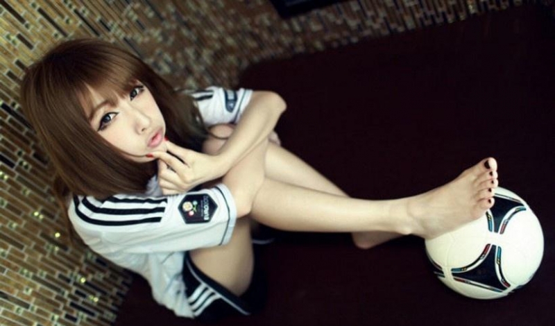 足球宝贝极品美腿顶级人体艺术