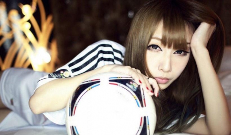 足球宝贝极品美腿顶级人体艺术