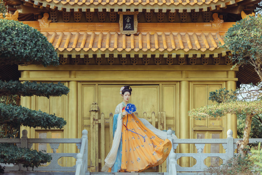 汉服美女雍容华贵唯美古风摄影